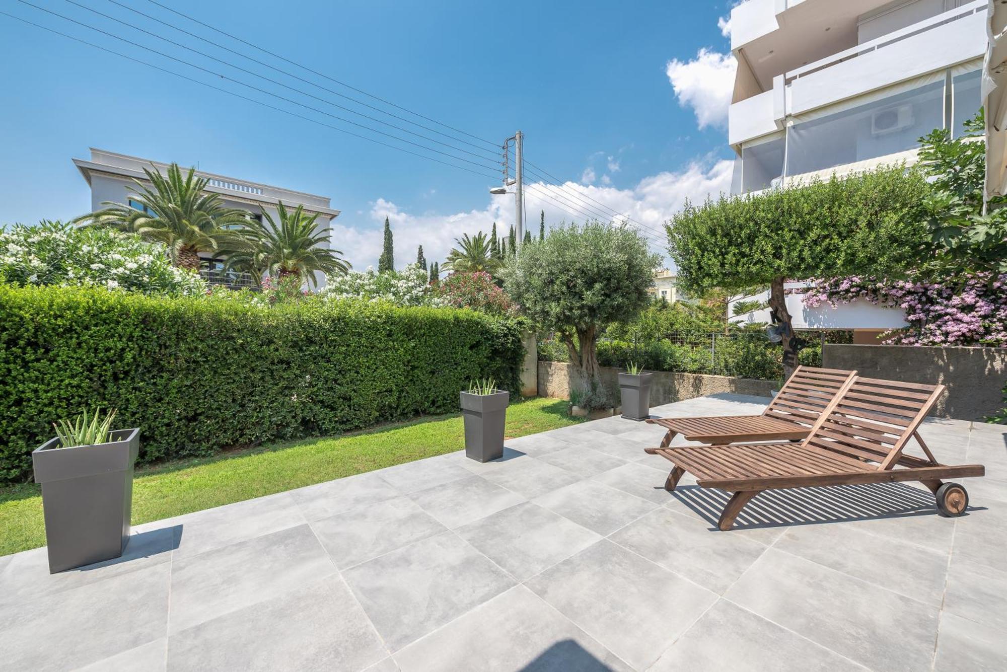 Garden Villa Glyfada Athens Exterior photo